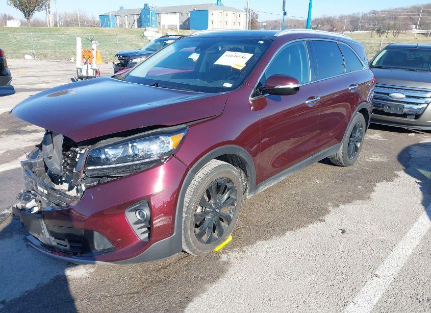 Photo 2 of 2020 Kia Sorento 3.3L EX (VIN 5XYPH4A55LG676578)