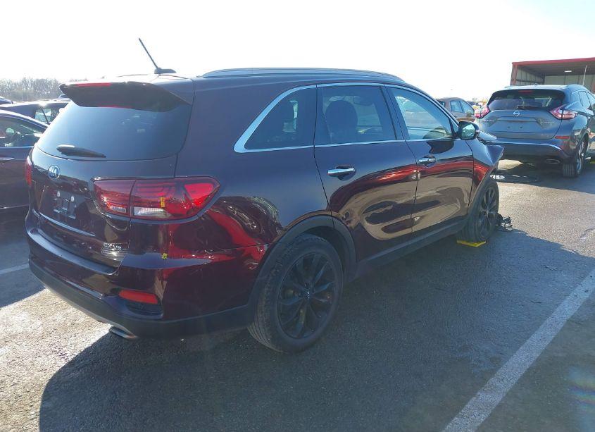 Photo 4 of 2020 Kia Sorento 3.3L EX (VIN 5XYPH4A55LG676578)