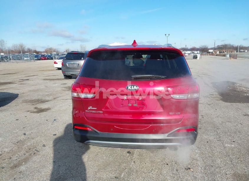 Photo 16 of 2016 Kia Sorento 3.3L EX (VIN 5XYPH4A56GG105722)