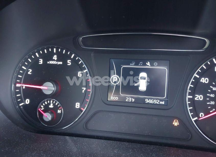 Photo 7 of 2016 Kia Sorento 3.3L EX (VIN 5XYPH4A56GG105722)