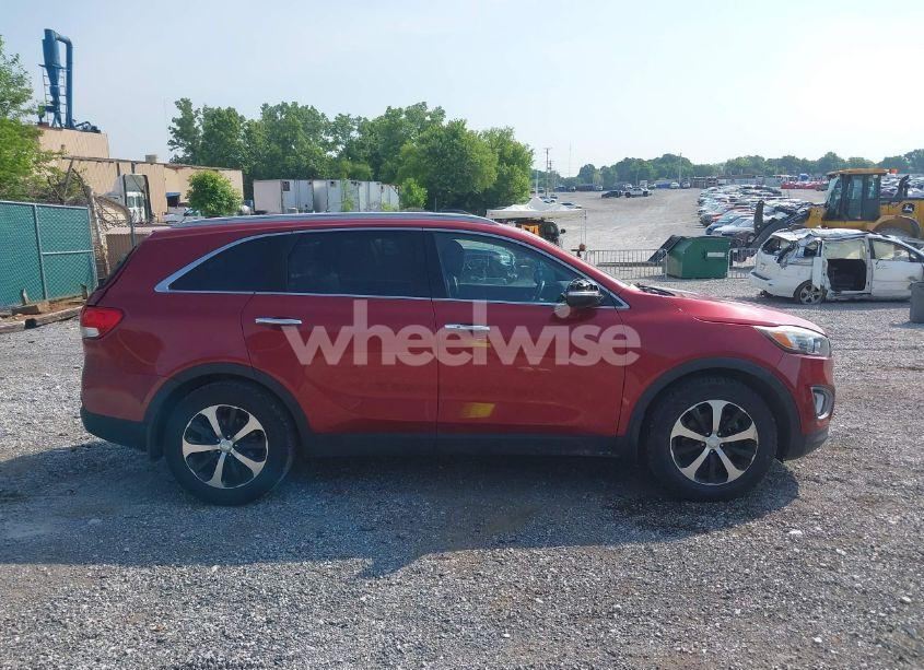 Photo 13 of 2017 Kia Sorento 3.3L EX (VIN 5XYPH4A56HG297936)