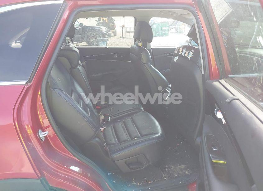 Photo 8 of 2017 Kia Sorento 3.3L EX (VIN 5XYPH4A56HG297936)