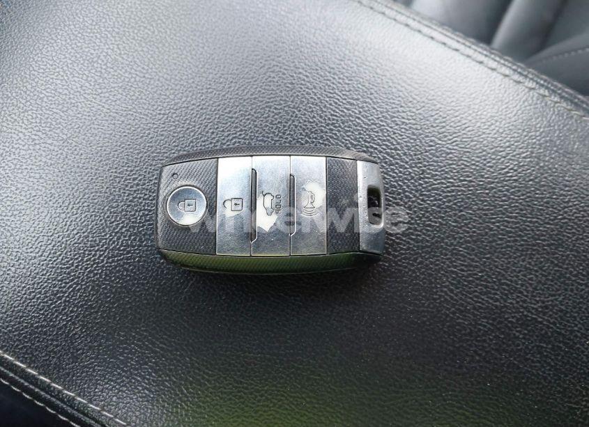 Photo 11 of 2016 Kia Sorento 3.3L EX (VIN 5XYPH4A57GG107009)