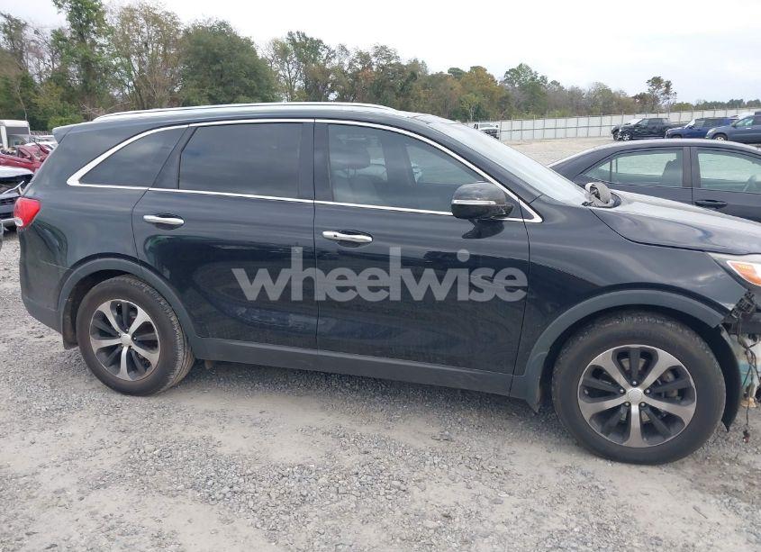 Photo 13 of 2018 Kia Sorento 3.3L EX (VIN 5XYPH4A58JG365627)
