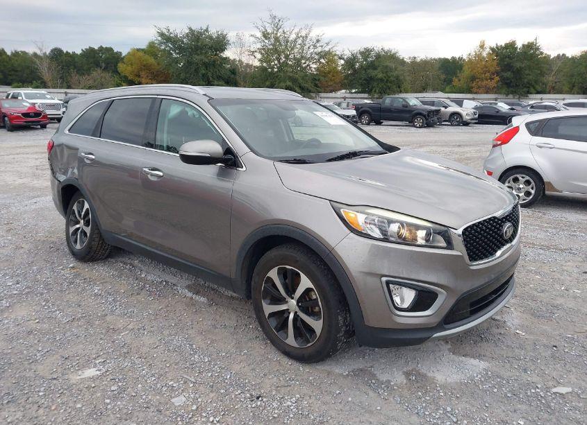 2018 Kia Sorento 3.3L EX (VIN 5XYPH4A59JG420358) main photo