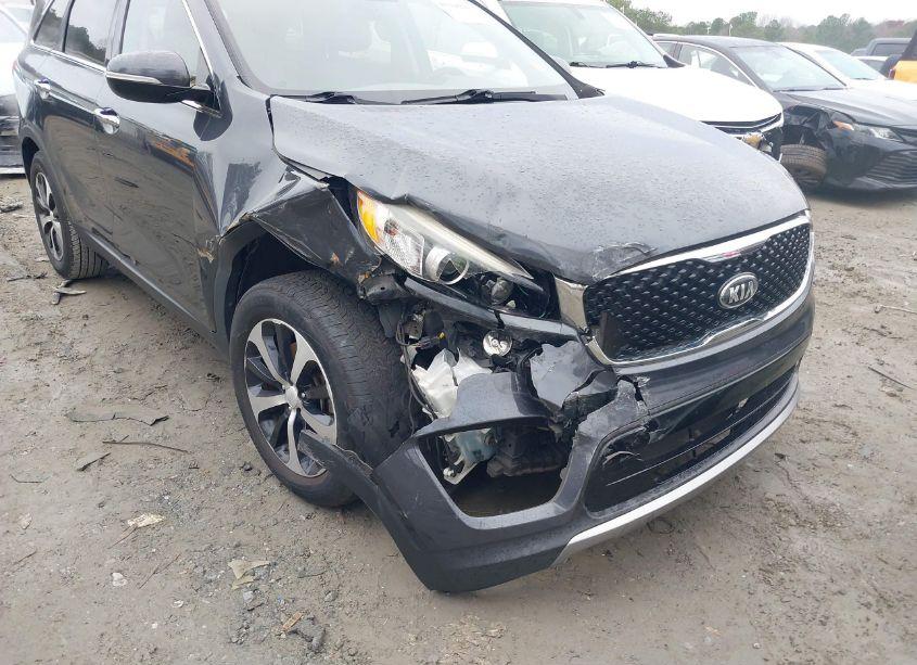 Photo 6 of 2016 Kia Sorento 3.3L EX (VIN 5XYPH4A5XGG089539)