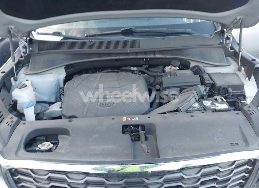 Photo 10 of 2019 Kia Sorento 3.3L EX (VIN 5XYPH4A5XKG474169)