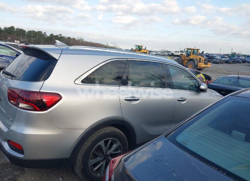 Photo 12 of 2019 Kia Sorento 3.3L EX (VIN 5XYPH4A5XKG474169)