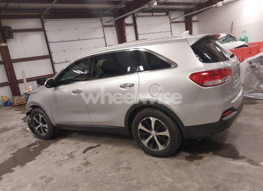 Photo 14 of 2016 Kia Sorento 2.0T EX (VIN 5XYPHDA11GG010465)