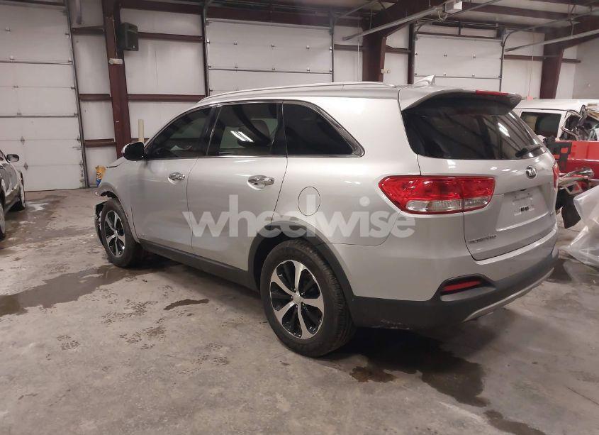 Photo 3 of 2016 Kia Sorento 2.0T EX (VIN 5XYPHDA11GG010465)