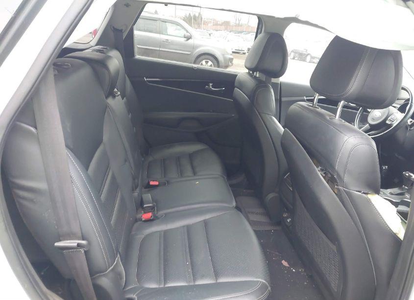 Photo 8 of 2016 Kia Sorento 2.0T EX (VIN 5XYPHDA11GG010837)