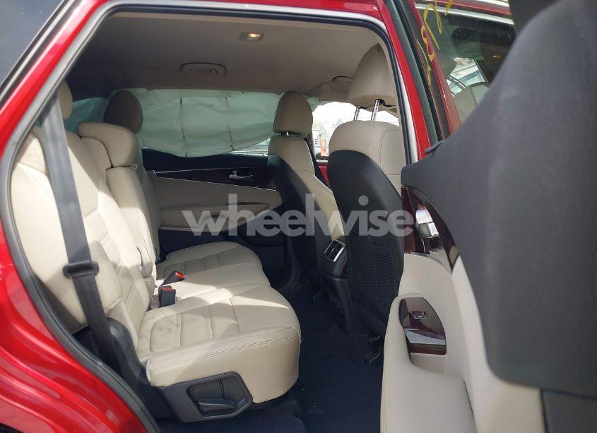 Photo 8 of 2018 Kia Sorento 2.0T EX (VIN 5XYPHDA12JG357634)