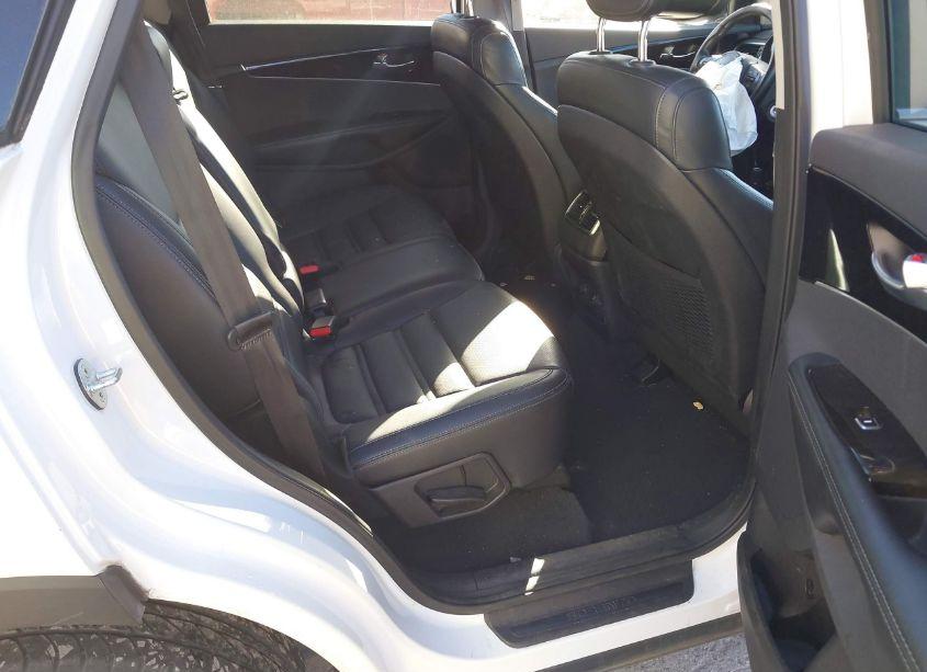 Photo 8 of 2016 Kia Sorento 2.0T EX (VIN 5XYPHDA16GG030534)