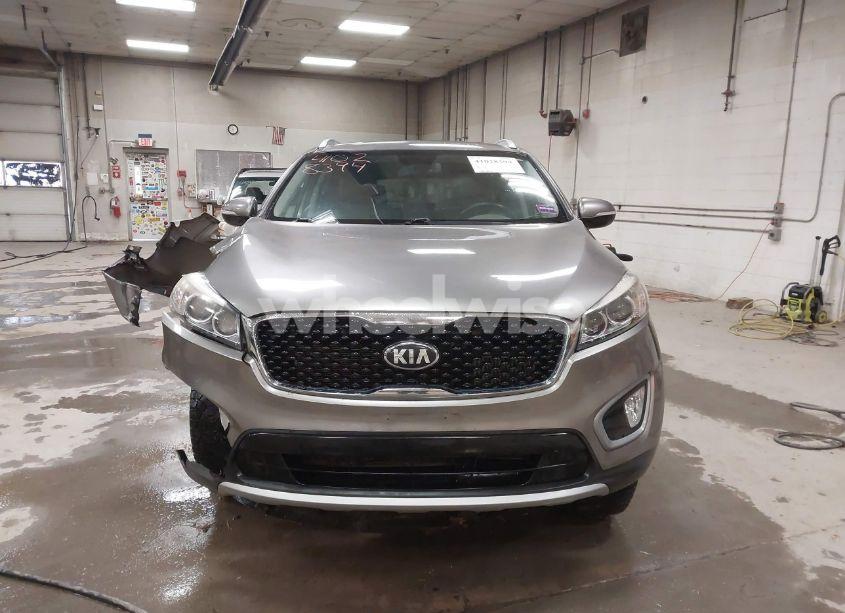 Photo 13 of 2016 Kia Sorento 2.0T EX (VIN 5XYPHDA17GG022717)