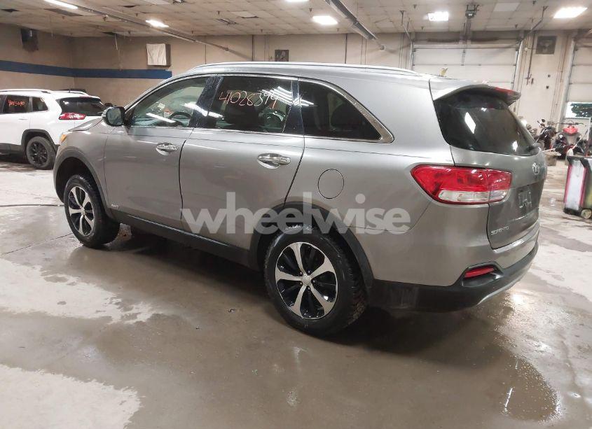 Photo 3 of 2016 Kia Sorento 2.0T EX (VIN 5XYPHDA17GG022717)