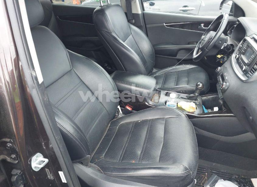Photo 5 of 2016 Kia Sorento 2.0T EX (VIN 5XYPHDA17GG023978)