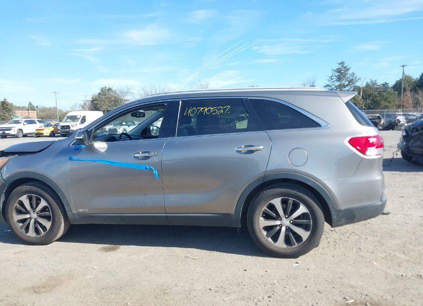 Photo 14 of 2016 Kia Sorento 2.0T EX (VIN 5XYPHDA19GG051555)