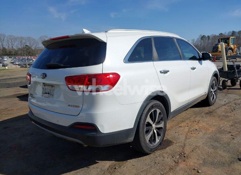 Photo 4 of 2016 Kia Sorento 2.0T EX (VIN 5XYPHDA19GG145323)