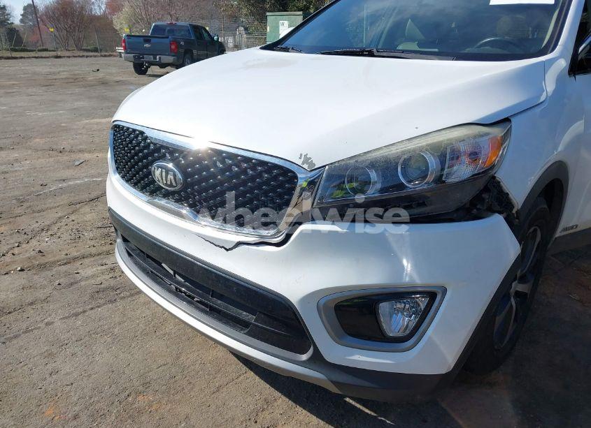 Photo 6 of 2016 Kia Sorento 2.0T EX (VIN 5XYPHDA19GG145323)
