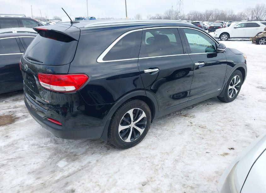 Photo 4 of 2016 Kia Sorento 2.0T EX (VIN 5XYPHDA1XGG050964)
