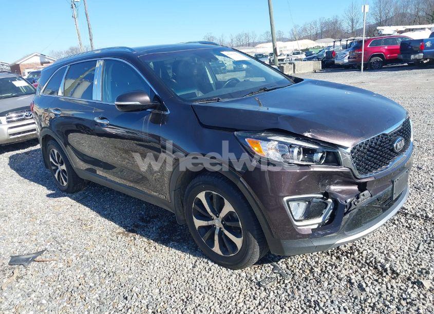 2017 Kia Sorento 3.3L EX (VIN 5XYPHDA50HG232502) main photo