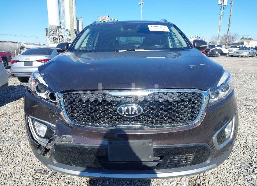 Photo 12 of 2017 Kia Sorento 3.3L EX (VIN 5XYPHDA50HG232502)