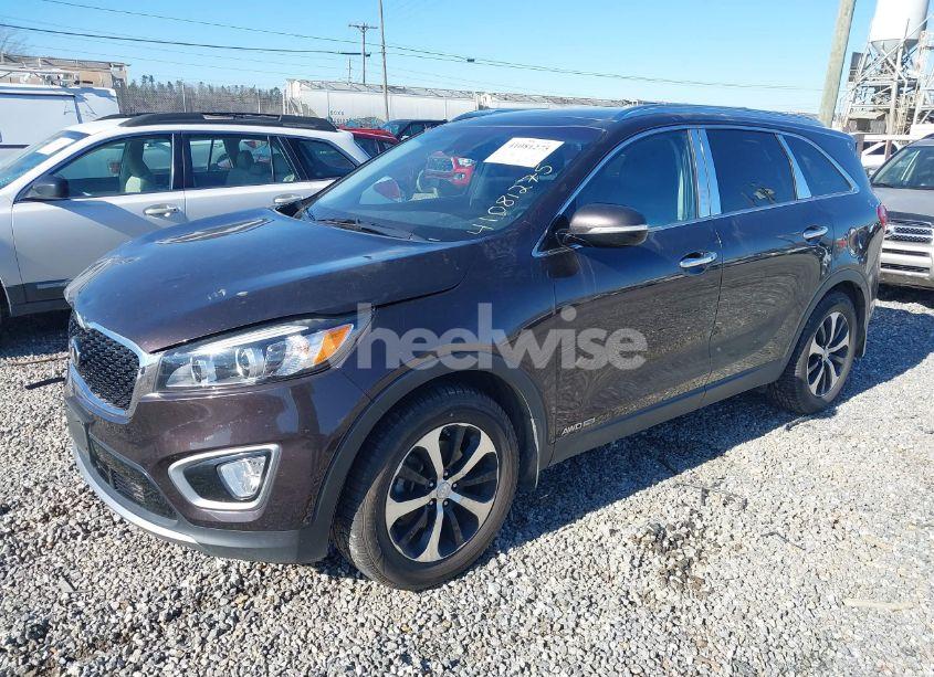 Photo 2 of 2017 Kia Sorento 3.3L EX (VIN 5XYPHDA50HG232502)