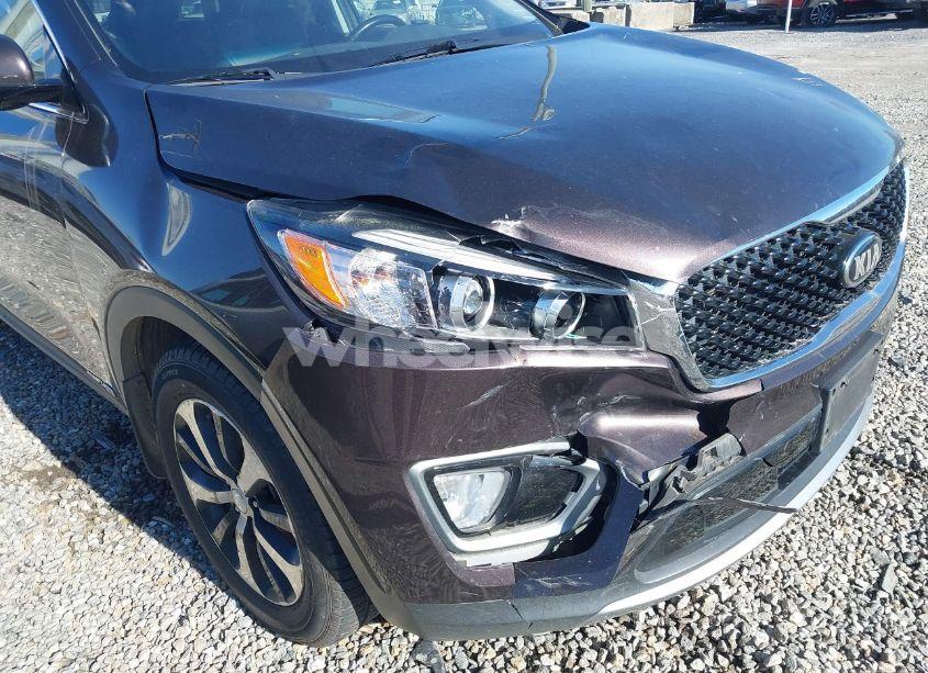 Photo 6 of 2017 Kia Sorento 3.3L EX (VIN 5XYPHDA50HG232502)