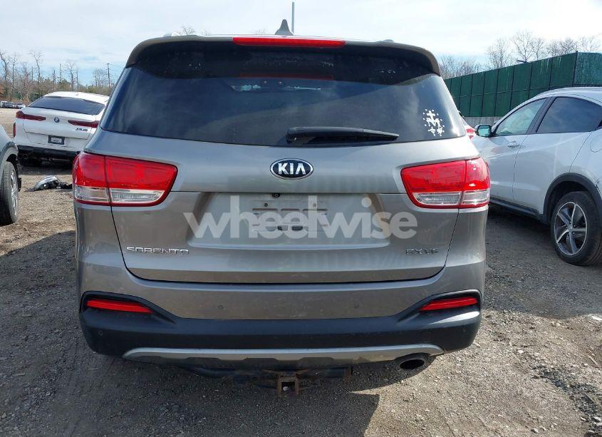 Photo 17 of 2017 Kia Sorento 3.3L EX (VIN 5XYPHDA50HG239224)
