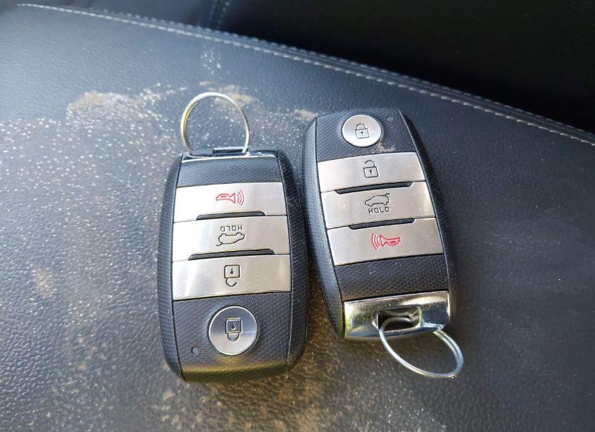 Photo 11 of 2019 Kia Sorento 3.3L EX SPORT (VIN 5XYPHDA50KG594885)