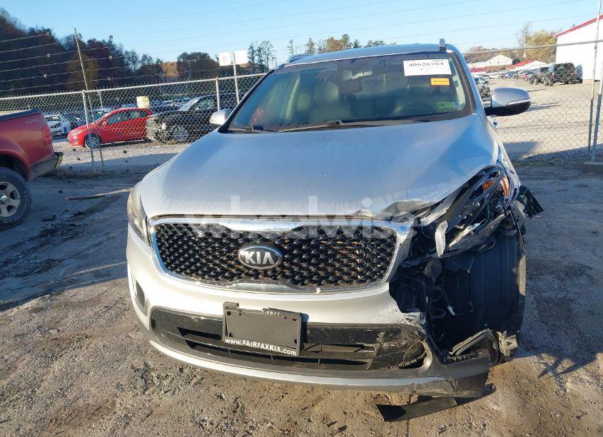 Photo 12 of 2016 Kia Sorento 3.3L EX (VIN 5XYPHDA51GG101450)
