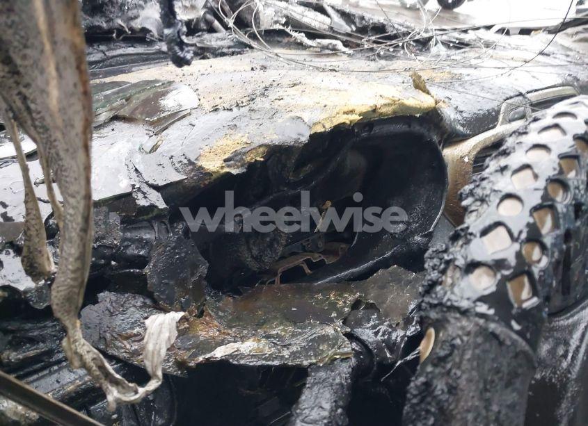 Photo 7 of 2016 Kia Sorento 3.3L EX (VIN 5XYPHDA51GG132312)