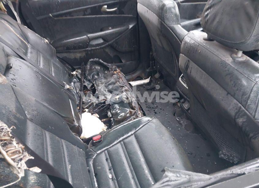 Photo 8 of 2016 Kia Sorento 3.3L EX (VIN 5XYPHDA51GG132312)