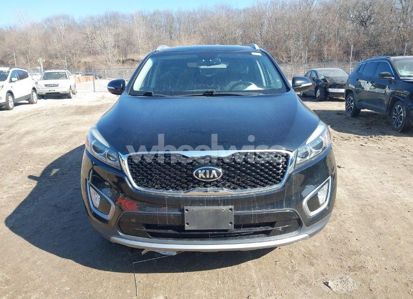Photo 12 of 2017 Kia Sorento 3.3L EX (VIN 5XYPHDA51HG294958)