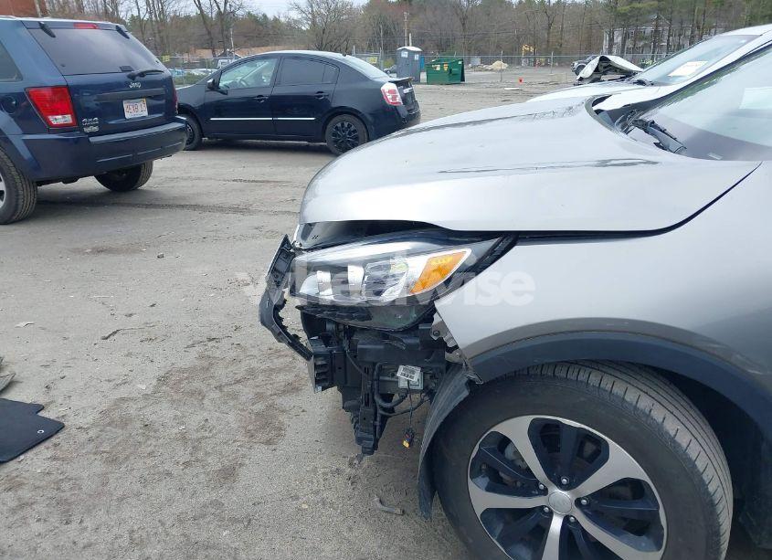 Photo 6 of 2018 Kia Sorento 3.3L EX (VIN 5XYPHDA51JG417387)