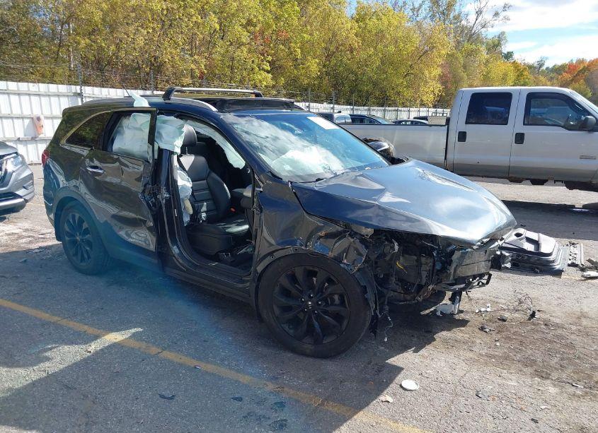 2020 Kia Sorento 3.3L EX (VIN 5XYPHDA51LG678943) main photo