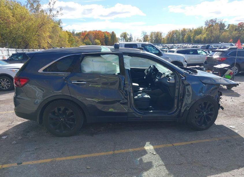 Photo 12 of 2020 Kia Sorento 3.3L EX (VIN 5XYPHDA51LG678943)
