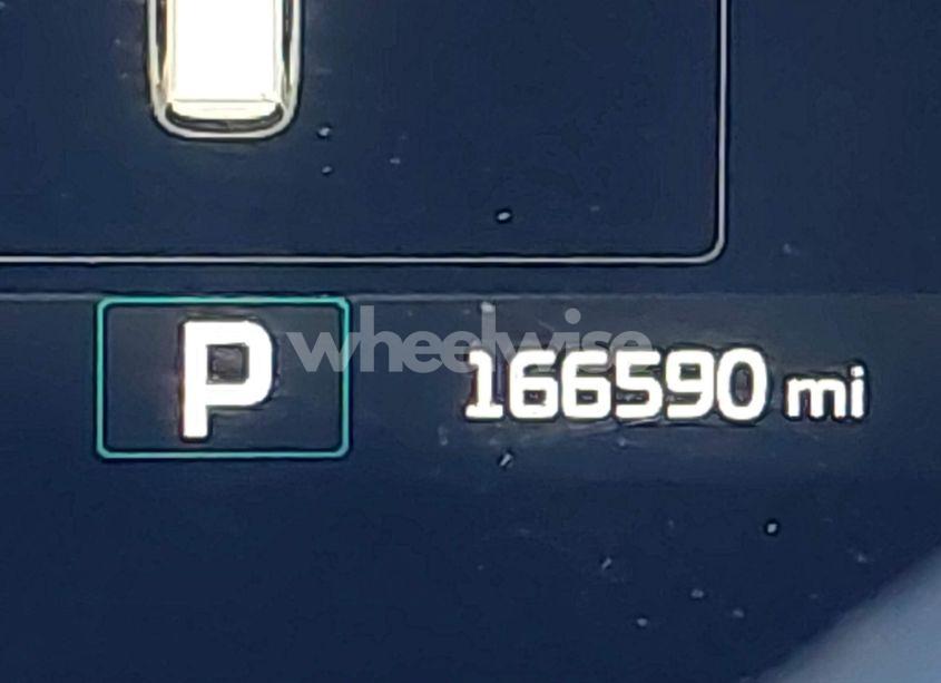 Photo 15 of 2017 Kia Sorento 3.3L EX (VIN 5XYPHDA52HG322833)