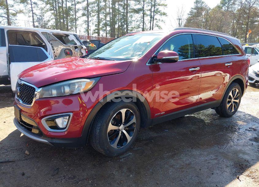 Photo 2 of 2017 Kia Sorento 3.3L EX (VIN 5XYPHDA52HG322833)