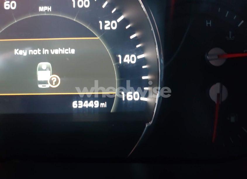 Photo 15 of 2019 Kia Sorento 3.3L EX (VIN 5XYPHDA52KG466132)