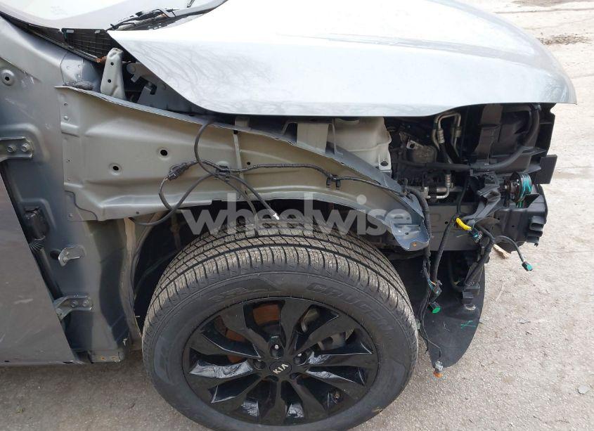 Photo 19 of 2020 Kia Sorento 3.3L EX (VIN 5XYPHDA52LG669880)