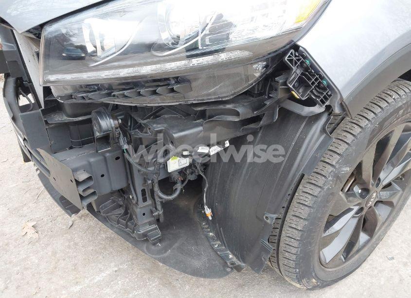 Photo 20 of 2020 Kia Sorento 3.3L EX (VIN 5XYPHDA52LG669880)