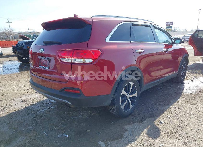 Photo 4 of 2018 Kia Sorento 3.3L EX (VIN 5XYPHDA53JG387101)