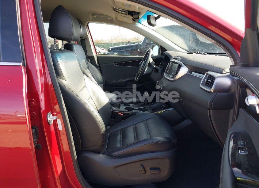 Photo 5 of 2018 Kia Sorento 3.3L EX (VIN 5XYPHDA53JG387101)