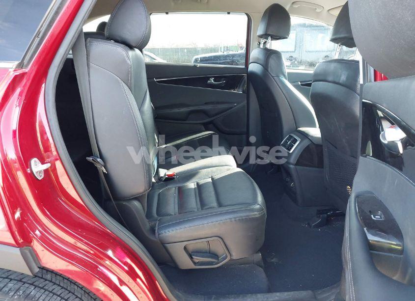 Photo 8 of 2018 Kia Sorento 3.3L EX (VIN 5XYPHDA53JG387101)