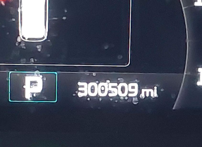 Photo 16 of 2016 Kia Sorento 3.3L EX (VIN 5XYPHDA54GG101846)