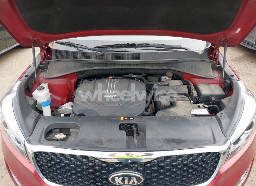 Photo 10 of 2017 Kia Sorento 3.3L EX (VIN 5XYPHDA54HG230400)