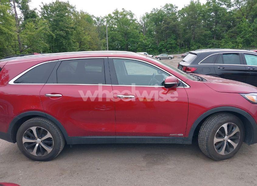 Photo 13 of 2017 Kia Sorento 3.3L EX (VIN 5XYPHDA54HG230400)