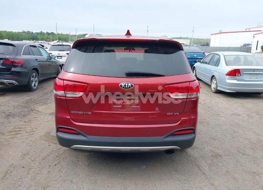 Photo 16 of 2017 Kia Sorento 3.3L EX (VIN 5XYPHDA54HG230400)