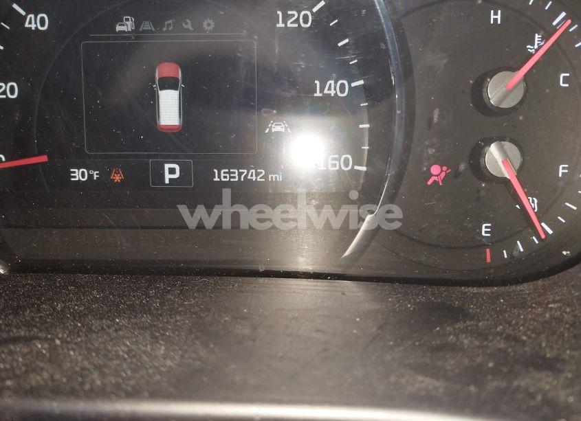 Photo 15 of 2018 Kia Sorento 3.3L EX (VIN 5XYPHDA54JG410997)